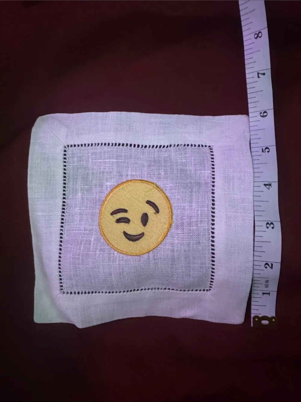 Embroidered Wink Face Emoji Linen Cocktail Napkin - White C1.B.1R